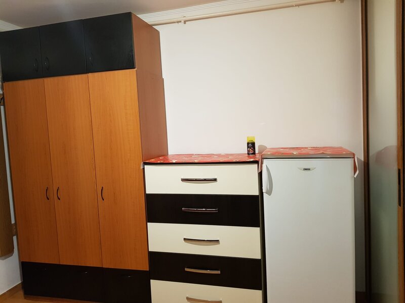 Electronicii, sect. 2, pt. doamna 45-65 ani,